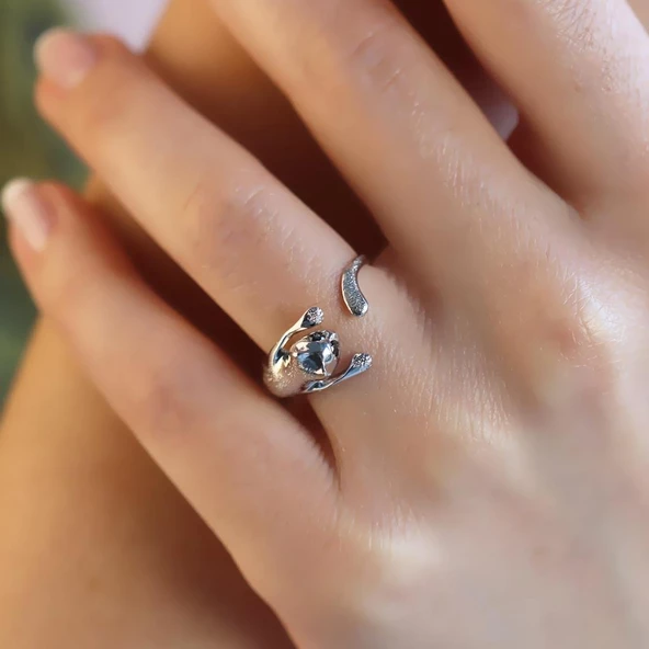 Siyah Gözlü Gümüş Kedi Yüzük - Resim 2