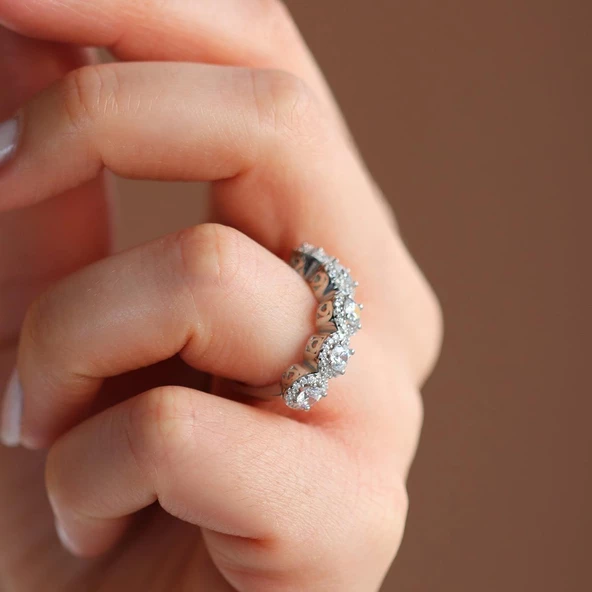 Kalp Detaylı Beştaş Starlight Diamond Gümüş Yüzük - Resim 3