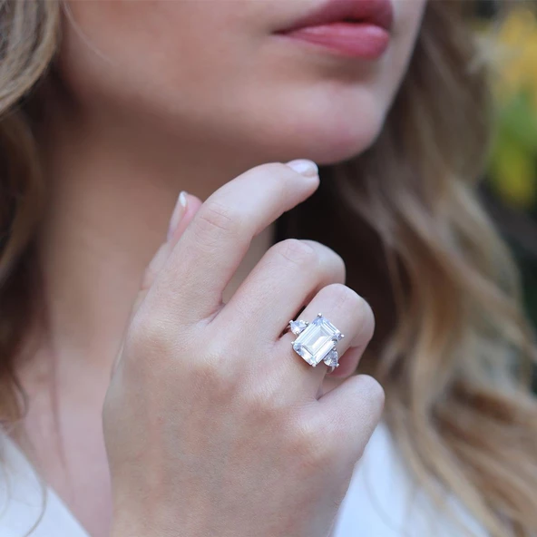 Mega Baget Taşlı STarlight Diamond Gümüş Yüzük ürün görseli 1