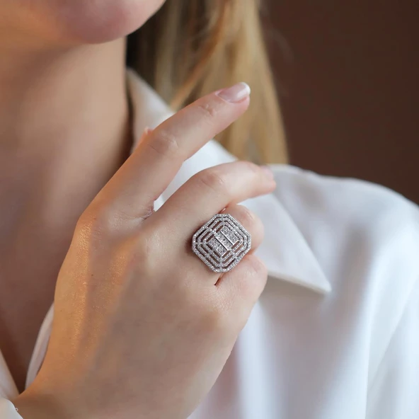 3 Boyutlu Baget Kesim Gümüş Yüzük ürün görseli 1