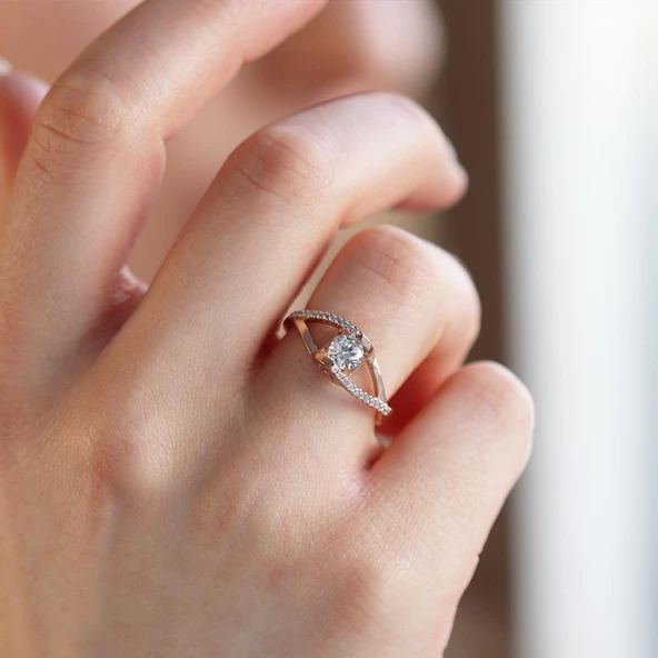 Elegance Çapraz Model Rose Gold Kaplama Sky Diamond Yüzük - Resim 3