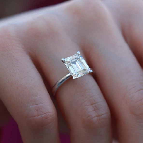 Emerald Kesim 3,87 Karat Tek Taş Model Sky Diamond Yüzük - Resim 3