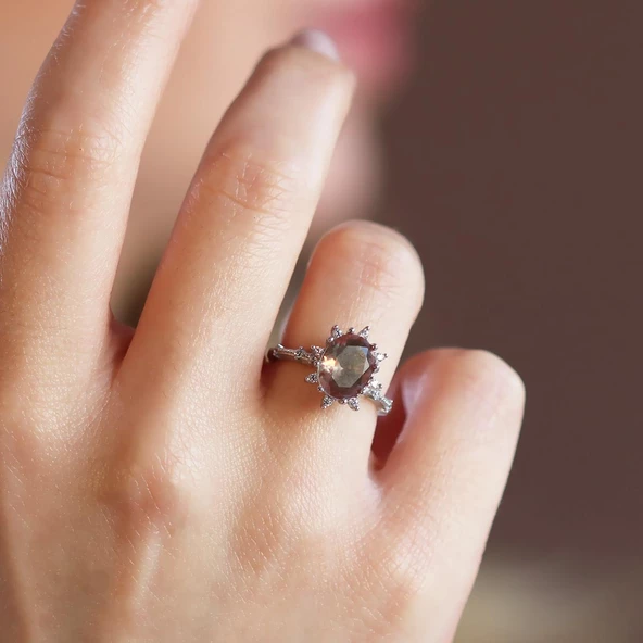 Zultanit Taşlı Elips Lotus Çiçeği Gümüş Yüzük ürün görseli 1