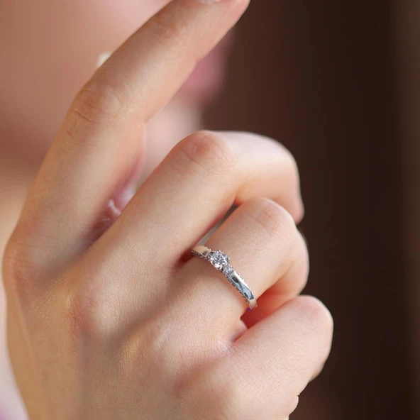 Elegance Model Tek Taş Sky Diamond Yüzük - Resim 2