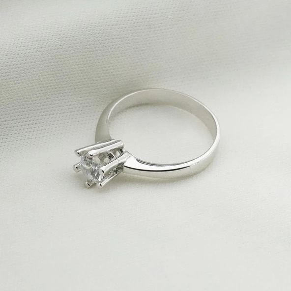 Starlight Diamond 6 Tırnaklı Tek Taş Gümüş Yüzük - Resim 5