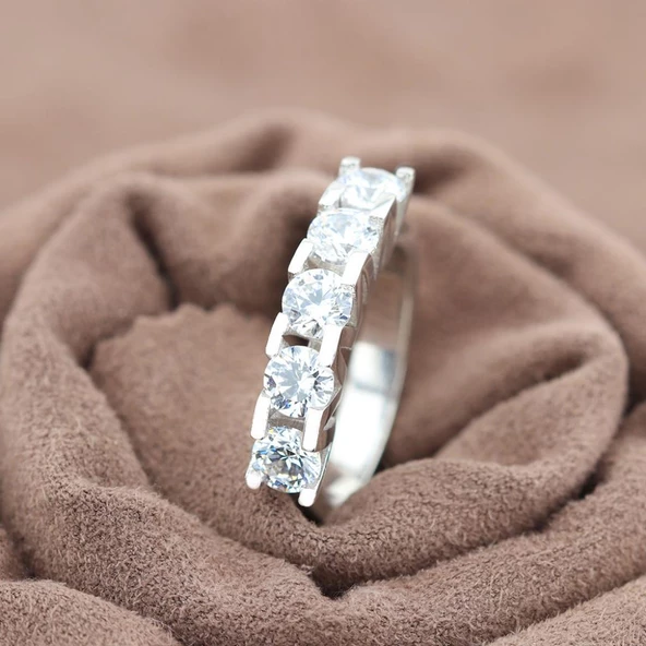 Swarovskı V Model Gümüş Beştaş - Resim 2