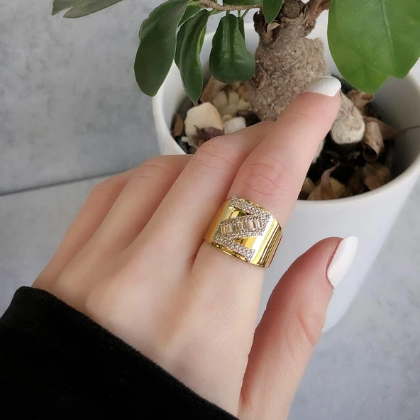 Z Harfi Baget Taşlı Gold Kaplama Gümüş Yüzük ürün görseli 1