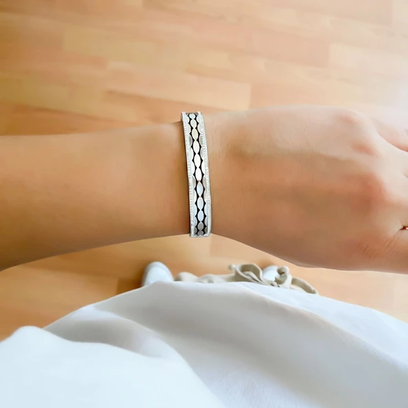 BZ 316L Çelik Zirkon Taşlı Kalın  Kadın Spor Kelepçe BLZ-340 - 2