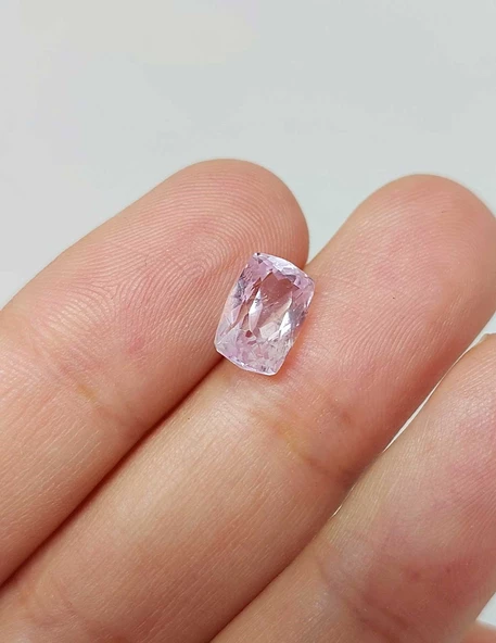 Pembe Turmalin Taşı Baget Kesim (Ortalama 3 karat) (55574) ürün görseli