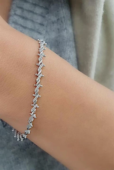 Zirkon Taş Detaylı 925Ayar Gümüş Burgu Su Yolu Luxury Tasarım Bileklik ürün görseli