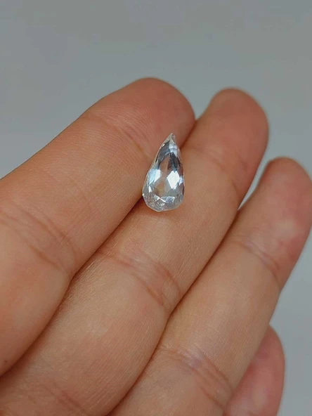 Topaz Taşı Damla Kesim (Ortalama 2 karat) (55586) ürün görseli 1