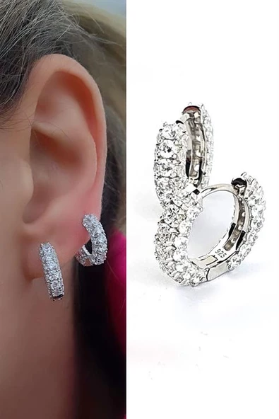 Pırlanta Parlaklığında Zirkon Taşlı İtalyan Tasarımı 925Ayar Gümüş Exclusive Halka Küpe ürün görseli