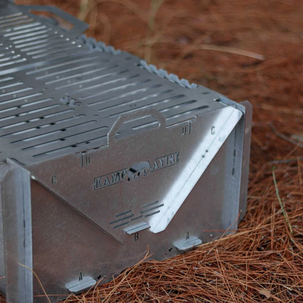 Kamp Ayısı® GrillFish™ Katlanır Özel Kutulu 2mm Galvaniz Çelik Balık Izgaralı Mangal & Ateş Çukuru - 4