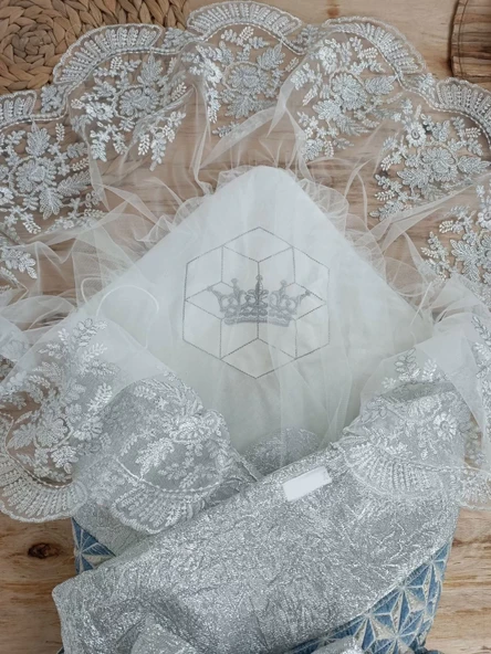 Yenidoğan Piramit Desenli Güpür İşlemeli Bebek Battaniyesi Kundak Gümüş - Resim 2