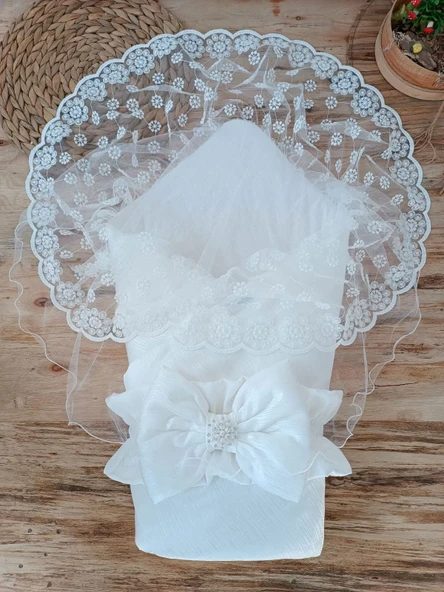 Yenidoğan Ay Işığı Papatya Dantelli Taşlı Fiyonk Bebek Battaniyesi Kundak Ekru - Resim 3