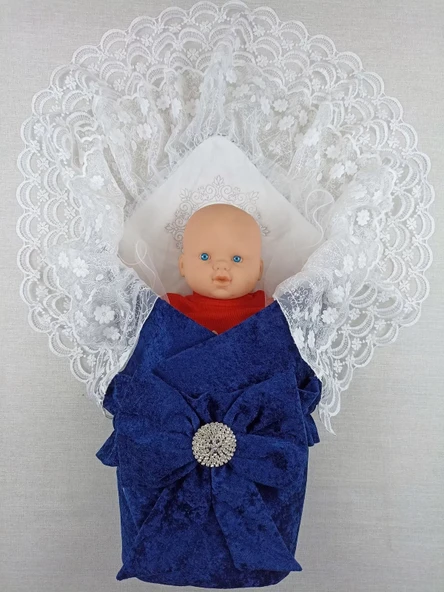 Yenidoğan Saray Kadife Taç Nakışlı İnci Fiyonklu Çift Dantel Duvak Trilüks Kundak Bebek Battaniyesi Lacivert - Resim 2