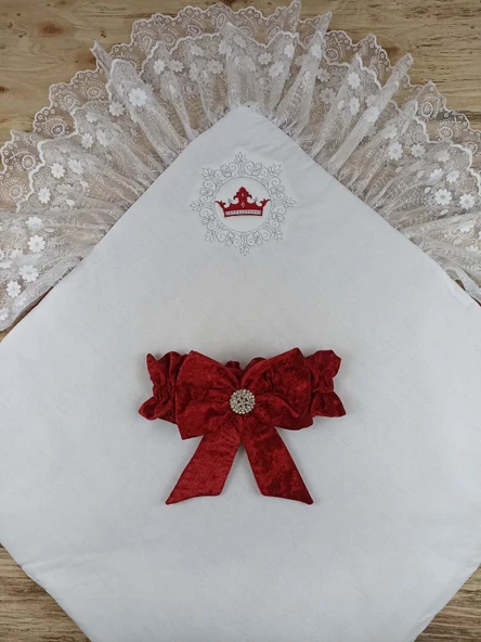 Yenidoğan Saray Kadife Taç Nakışlı İnci Fiyonklu Çift Dantel Duvak Trilüks Kundak Bebek Battaniyesi Bordo - Resim 4