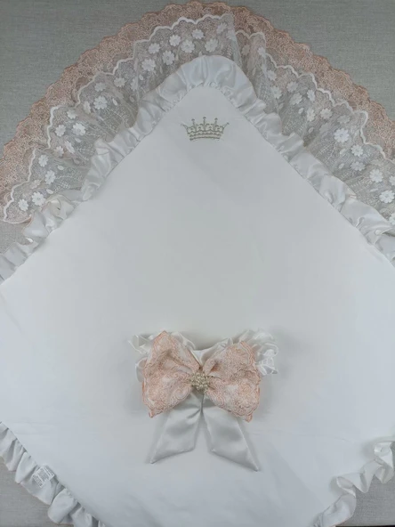 Yenidoğan Sahra Taç Nakışlı Trilüks Kundak Bebek Battaniyesi Ekru - Resim 3