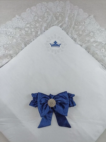 Yenidoğan Saray Kadife Taç Nakışlı İnci Fiyonklu Dantel Duvak Trilüks Kundak Bebek Battaniye Lacivert - Resim 2