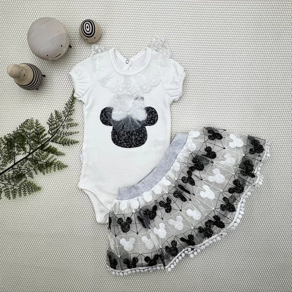 1-2-3 Yaş Payetli Mickey Nakışlı Kısa Kollu Brode Etekli 2li Kız Bebek Takımı Siyah