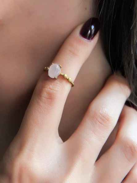 Minimal Doğal Taş Pembe Kuvars Doğal Taşlı Otantik Minimal Ayarlanabilir Yüzük euy5pk ürün görseli