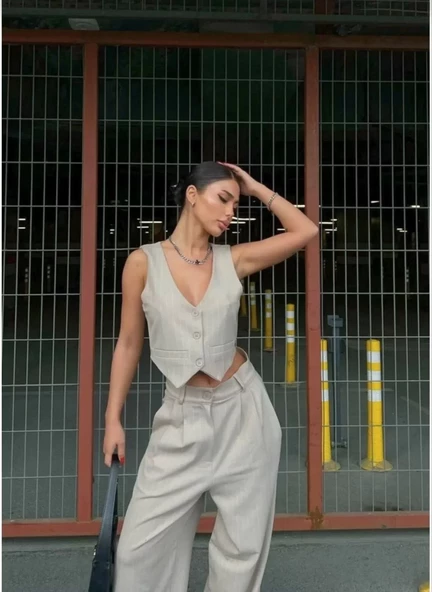 3 lü Kadın Takım Beyaz Çizgi Detaylı Crop Yelek Ceket Bol Kesim Bol Paça Pantolon Alt Üst Takım - Beyaz - 6