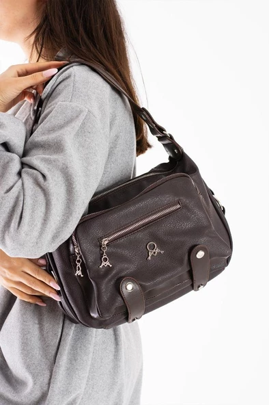 Kadın Postacı Çanta Çapraz Askılı Vegan Deri Omuz Çantası 32*22 Cm Suni Deri Mega Bag - 9