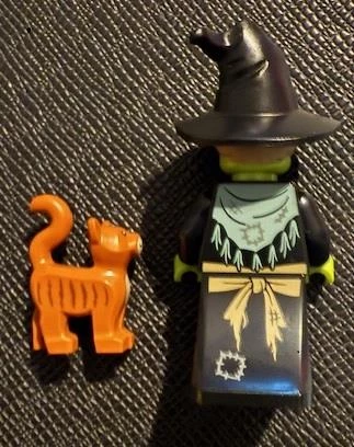 Orjinal Lego Minifigür Wicked Witch With Cat - Resim 2