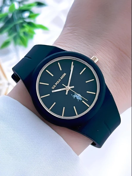 U.S.POLO ASSN Silikon Kordon 5 Atm Suya Dayanıklı Spor Kadın Kol Saati U.SPA.2101.B5 ürün görseli