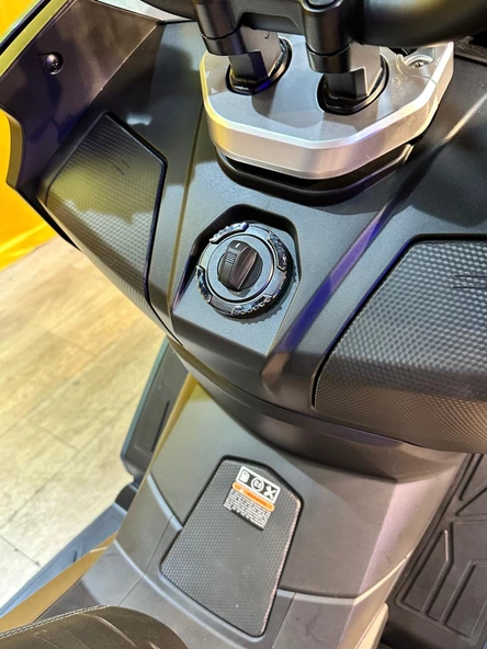 REGAL RAPTOR X-SUV 125 MAX SCOOTER - 2