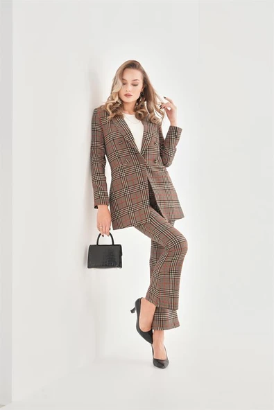 Omuzları Vatkalı Önü Çıtçıtlı Ekose Blazer Ceket - Kırmızı ürün görseli 1