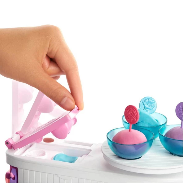 Barbie Yüz Bakımı Yapıyor Oyun Seti GJR84 - 3