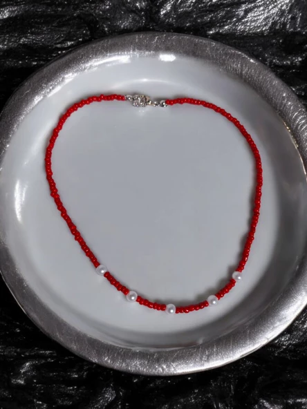 Kırmızı Kum Boncuk İncili Tasarım Kolye