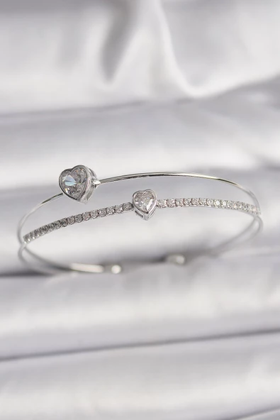 Gümüş Renk Zirkon Taşlı Kalp Model Kadın Bileklik - EBJ241214W29825 ürün görseli
