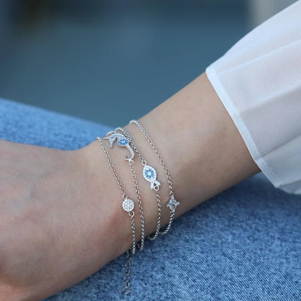 Apm Modeli Figürlü Gümüş Bileklik ürün görseli 1