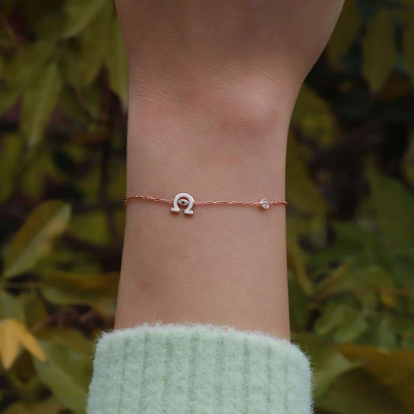 Şans Nalı Figürlü Zirkon Taşlı Mine İşli Rose Gold Kaplama Gümüş Bileklik
