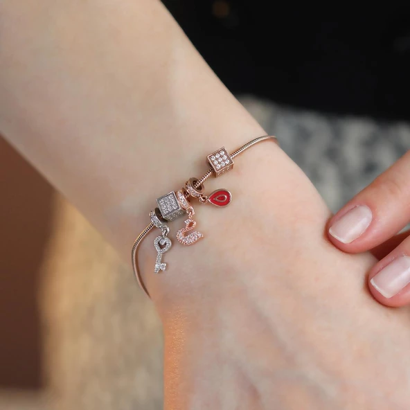 Pndr Charmlı Rose Gold Kaplama Gümüş Bileklik - Resim 2