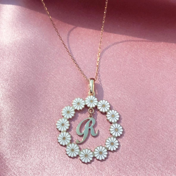 Papatya Çerçeveli Kişiye Özel Harf Gümüş Kolye - Resim 3