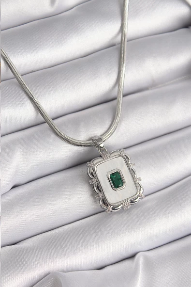 Gümüş Renk İtalyan Zincir Beyaz Sedefli Kare Portre Model Zümrüt Taş Detay Kadın Kolye - EBJ241214W29950 ürün görseli