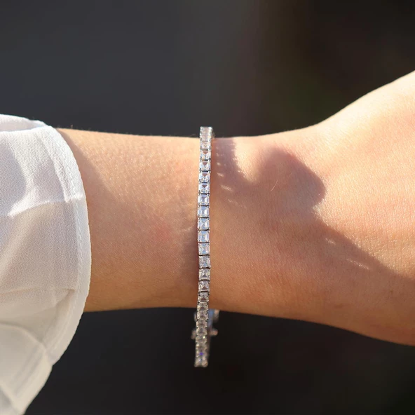 Kare Su Yolu Zirkon Taşlı Su Yolu Gümüş Bileklik - Resim 2