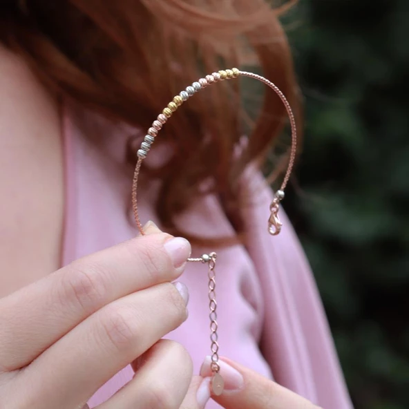 Kelepçe Modeli Sıralı İnce Gümüş Dorika Bileklik - Resim 3