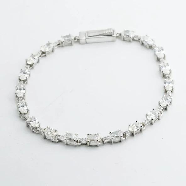 Sıra Taşlı Su Yolu Sky Diamond Gümüş Bileklik - Resim 3