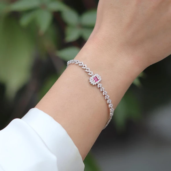 Başak Modeli Kırmızı Taşlı Zarif Gümüş Bileklik - Resim 2