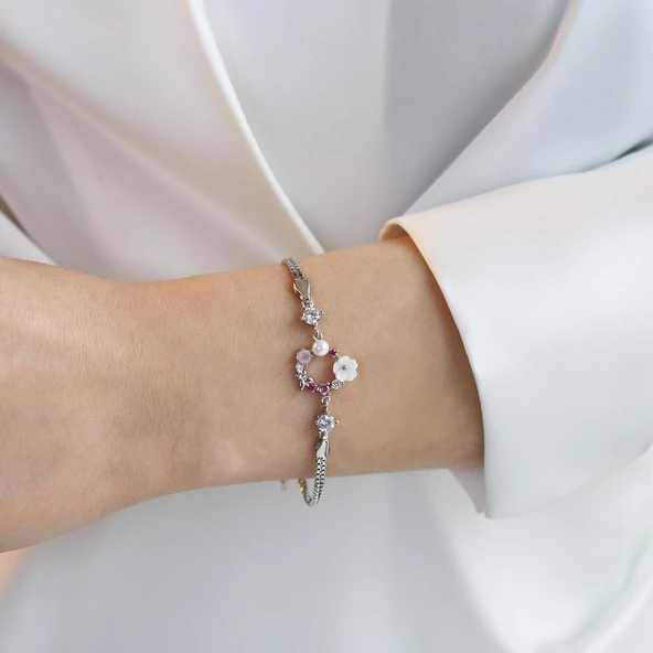 İnci ve Çiçek Motifli Çift Zincirli  Gümüş Bileklik - Resim 3