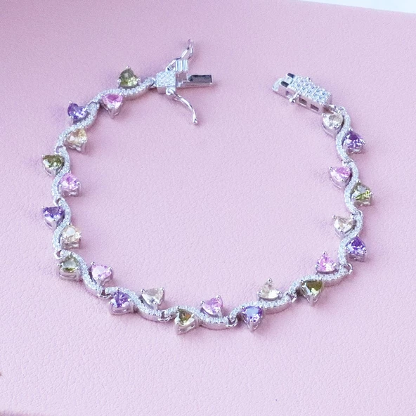 Renkli Zirkon Taşlı Sarmal Kalp Gümüş Bileklik - Resim 2