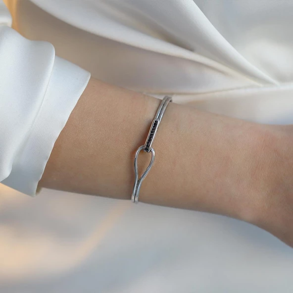 Düğüm Taşlı Gümüş Kelepçe - Resim 4