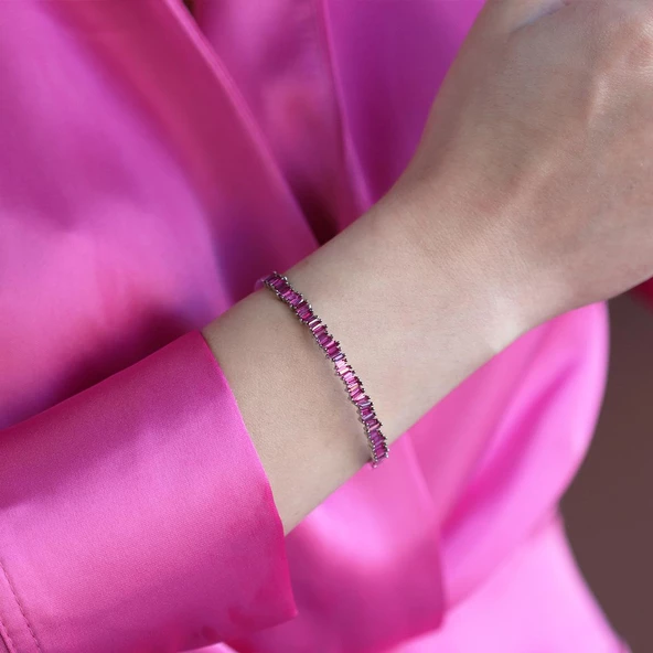 Pembe Baget Taşlı Gümüş Kelepçe ürün görseli 1