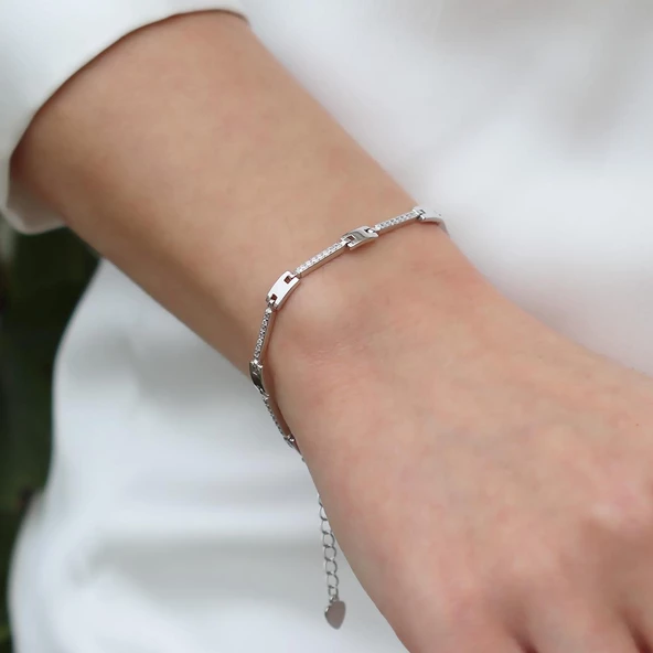 Zirkon Taşlı İnce Düğme Modeli Gümüş Bileklik - Resim 4