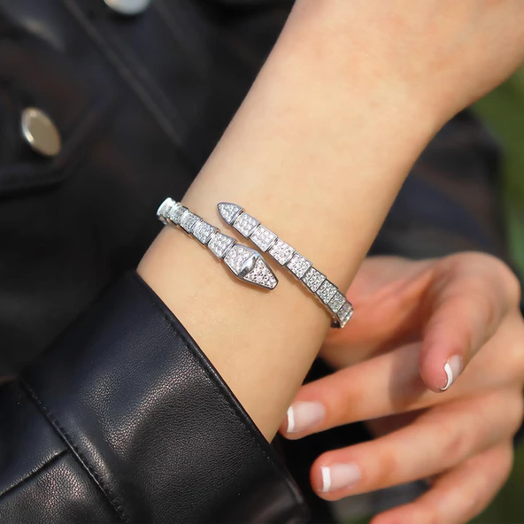 Serpent Full Zirkon Taşlı Gümüş Kelepçe ürün görseli 1