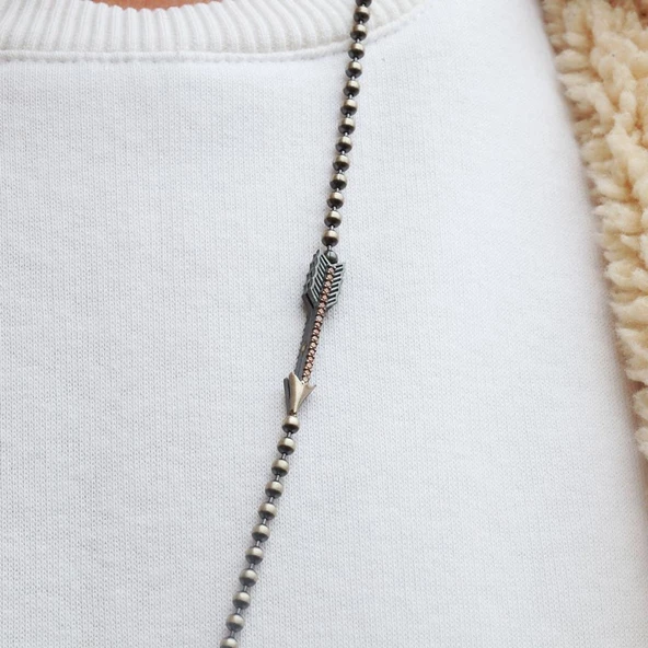 Ok Figürlü Zirkon Taşlı Gümüş Erkek Kolyesi - Resim 2